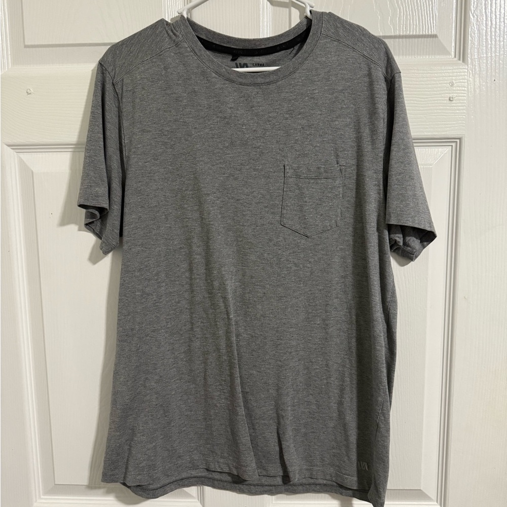 VRST men’s oversized pocket tee